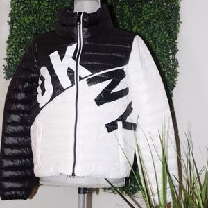 DKNY,  SIZE MEDIUM, BLACK & WHITE